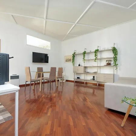 Comfy Next To Termini Station Appartement *